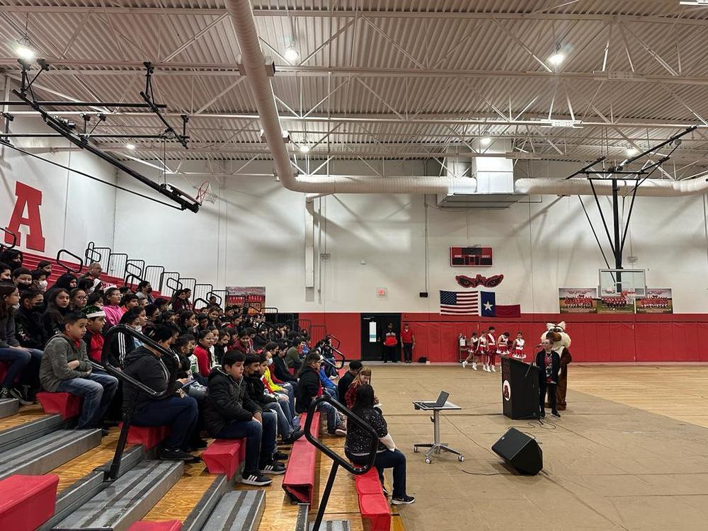 5th Grade Visit Lorenzo De Zavala Middle School