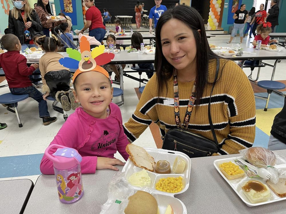 Thanksgiving Luncheon | Sam Fordyce Elementary School