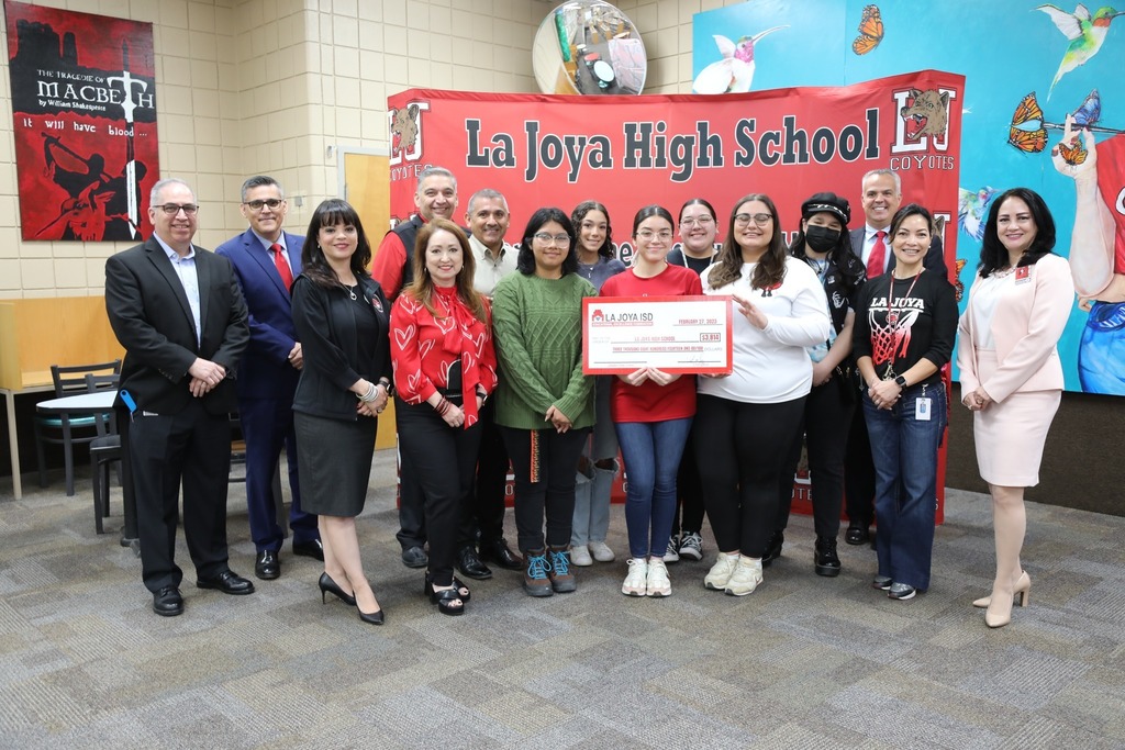 La Joya ISD Educational Excellence Foundation is dedicated to supporting, enhancing, and promoting excellent educational opportunities, programs, and incentives for students and teachers of La Joya ISD that are unique and innovative. Today, La Joya ISD Educational Excellence Foundation awarded 3 classroom grants to the following teachers: La Joya High School: Amylyn Borja-Freese John F. Kennedy Elementary: Rita Saenz Academy of Health Science Professions & STEM: Waleed Ebrahim Congratulations to La Joya ISD Educational Foundation Awardee winners!!! #LJISDTowardSuccess