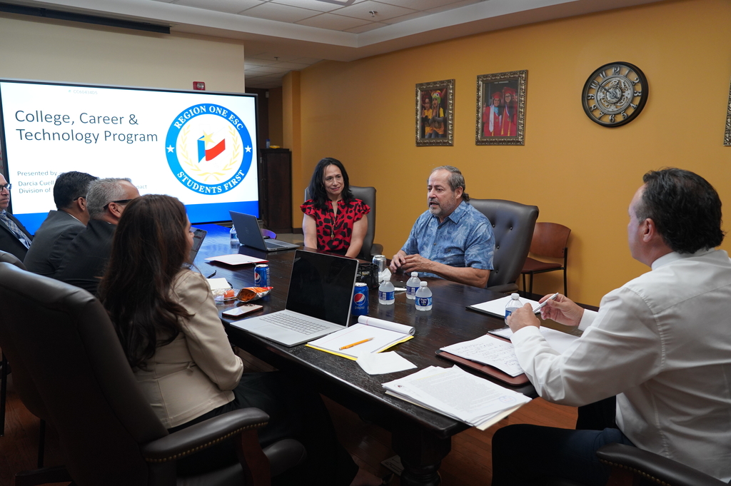 We are thrilled to share that the La Joya ISD administration had a highly productive session with Region One Education Service Center! The fruitful collaboration promises exciting new opportunities for our students and staff, as we work together to enhance educational excellence and foster a nurturing learning environment.  #LJISDStudentFocusedDataDrivenResultsOriented 